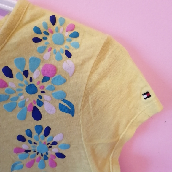 2 FOR 20 Tommy Hilfiger T-shirt - Picture 2 of 3